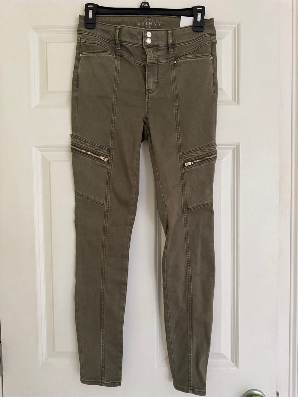 White House Black Market Olive Skinny Cargo Zip Pants NWT